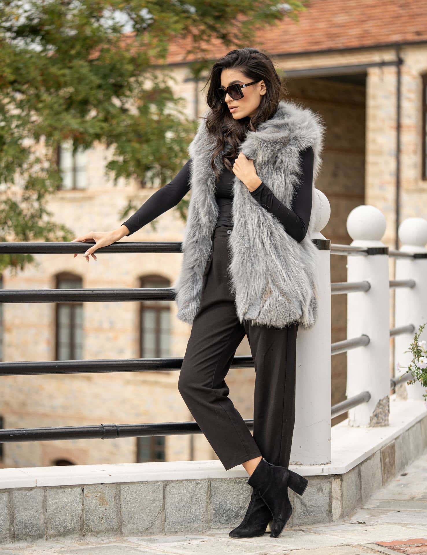 Silver grey fluffy fox fur vest with hood. High quality real zaets fox fur.  Modern woman outerwear - PAPEL FURS